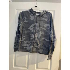 Maurices zip up front size medium